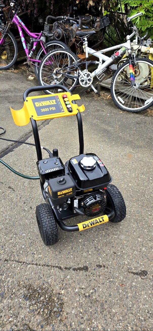 DeWalt pressure washer for rent